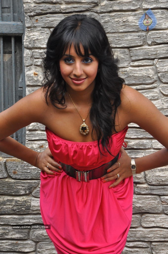 Sanjana Latest Photos - 17 / 50 photos