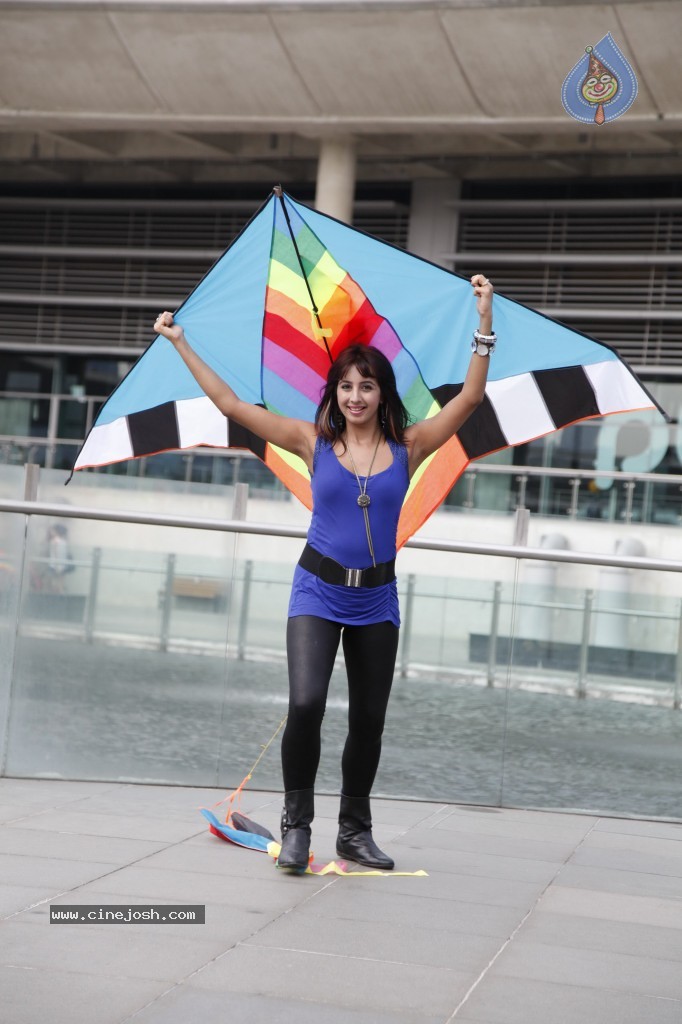 Sanjana New Hot Photos - 27 / 76 photos