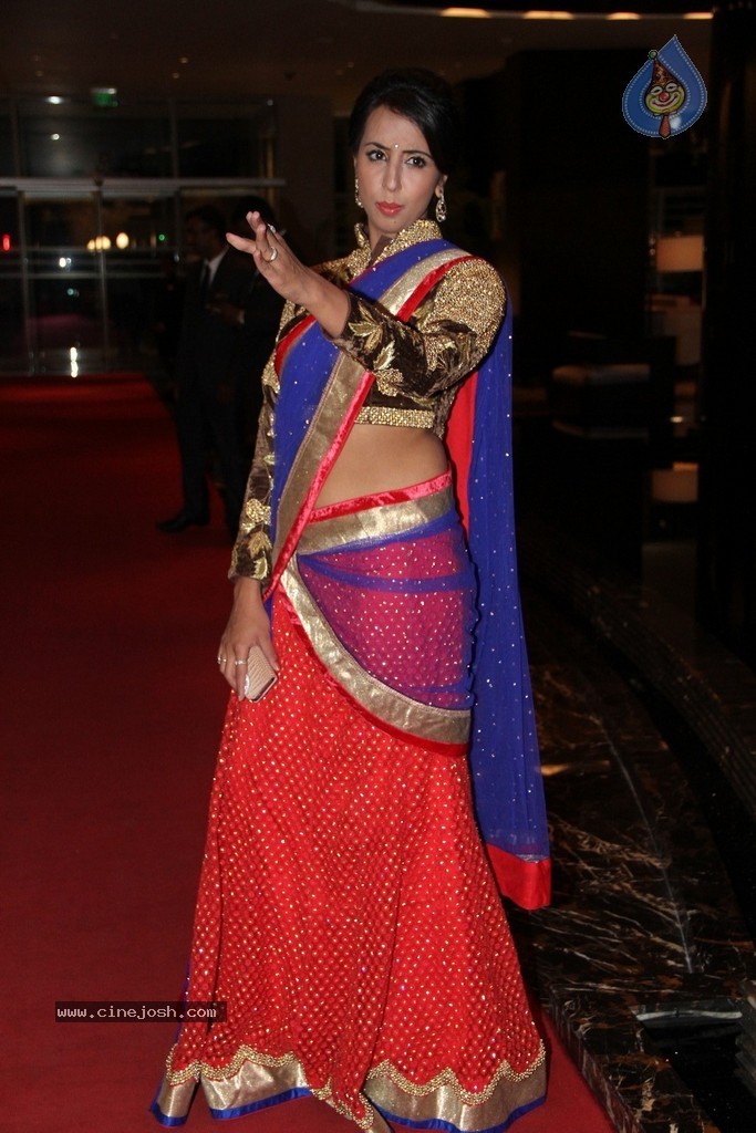 Sanjana New Photos - 13 / 39 photos