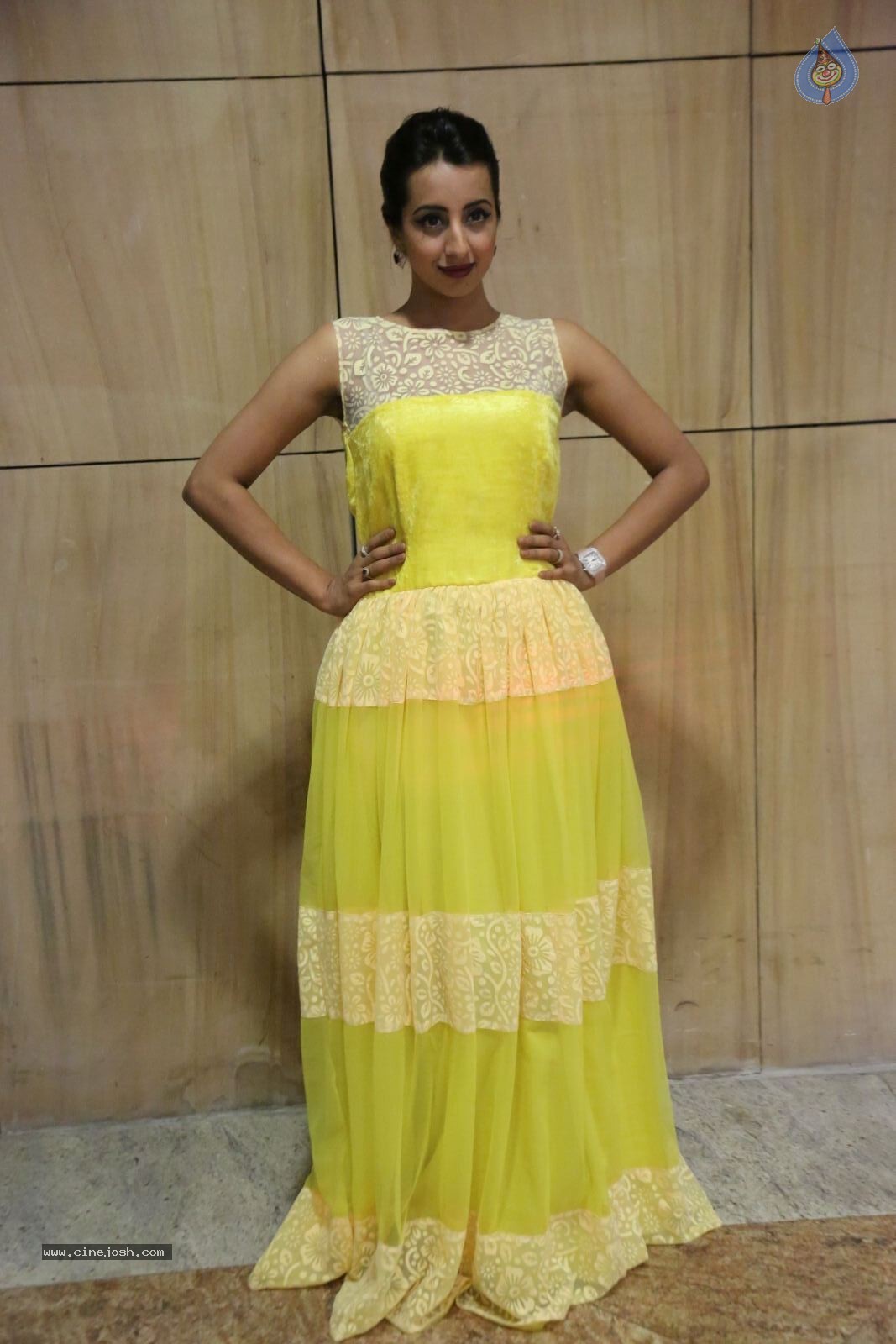 Sanjana New Stills - 28 / 48 photos