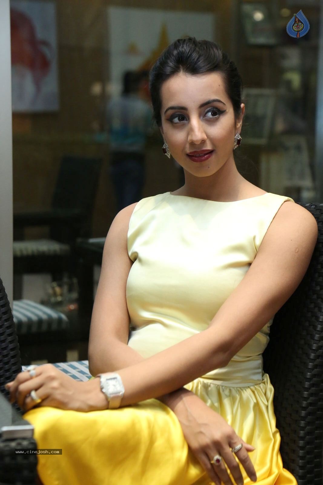 Sanjana New Stills - 36 / 48 photos