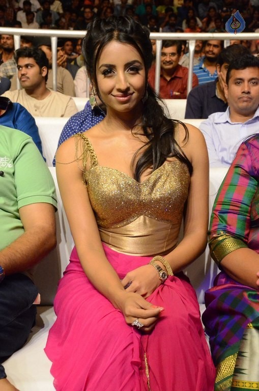 Sanjjanaa at SGS Audio Launch - 4 / 42 photos