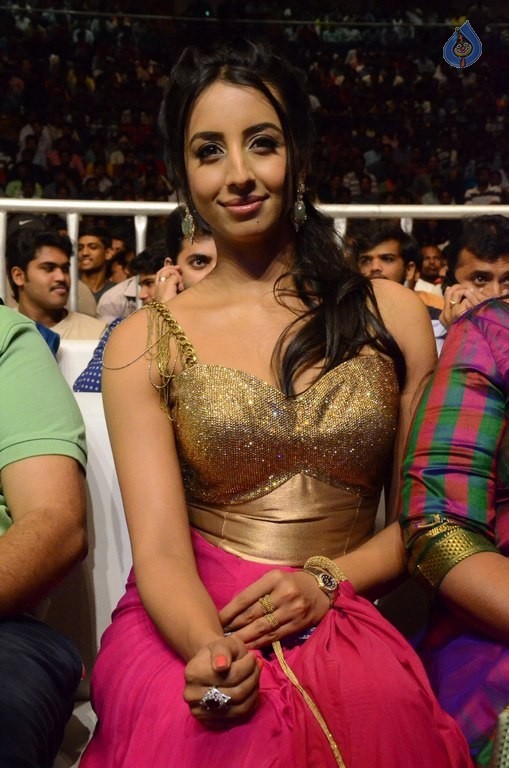 Sanjjanaa at SGS Audio Launch - 5 / 42 photos
