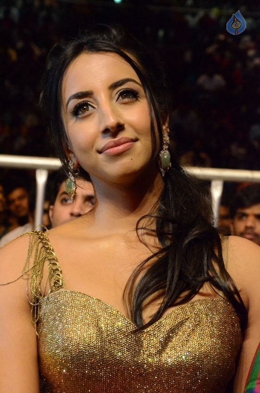 Sanjjanaa at SGS Audio Launch - 7 / 42 photos