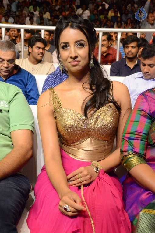 Sanjjanaa at SGS Audio Launch - 9 / 42 photos