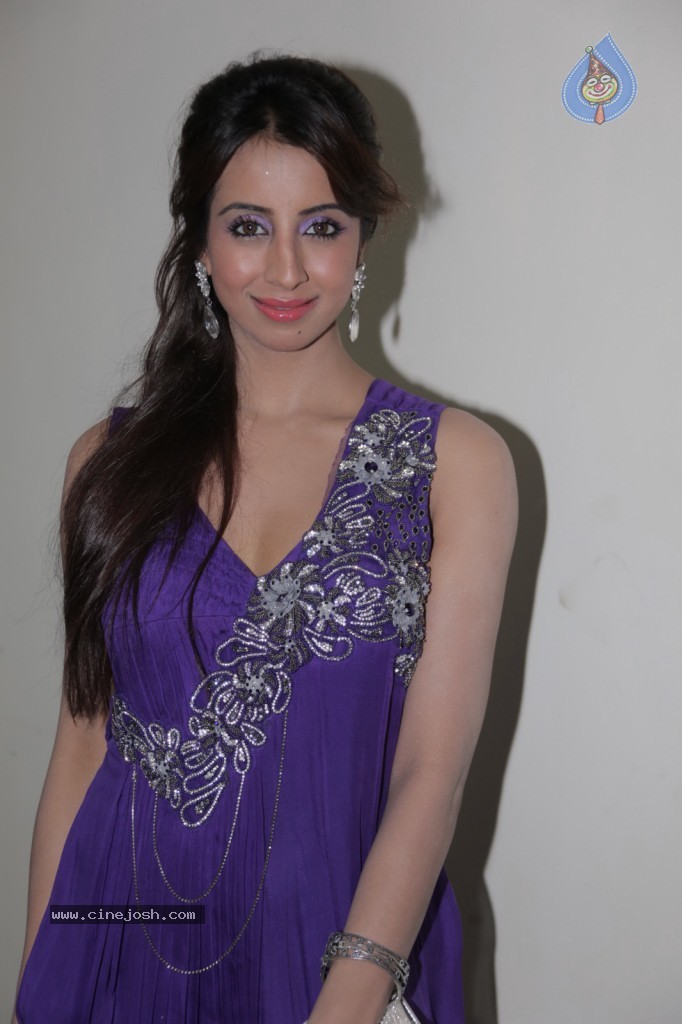 Sanjjanaa Photos - 20 / 31 photos