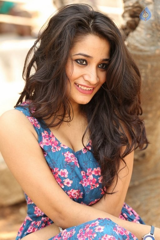 Santoshi Sharma New Photos - 18 / 42 photos