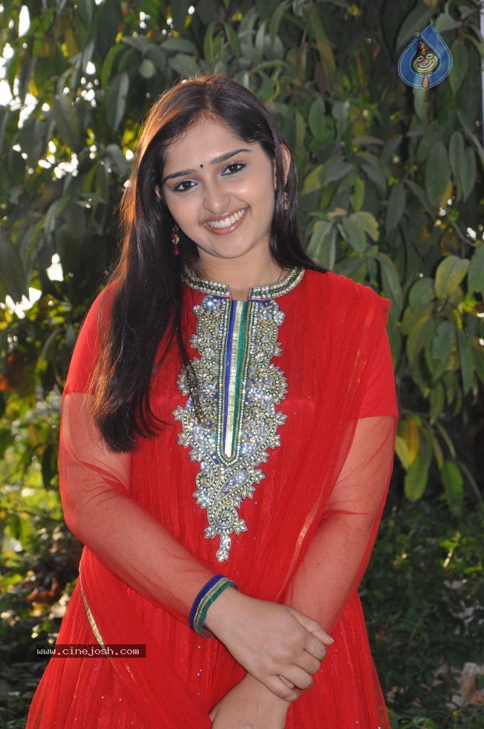 Sanusha Stills - 21 / 28 photos