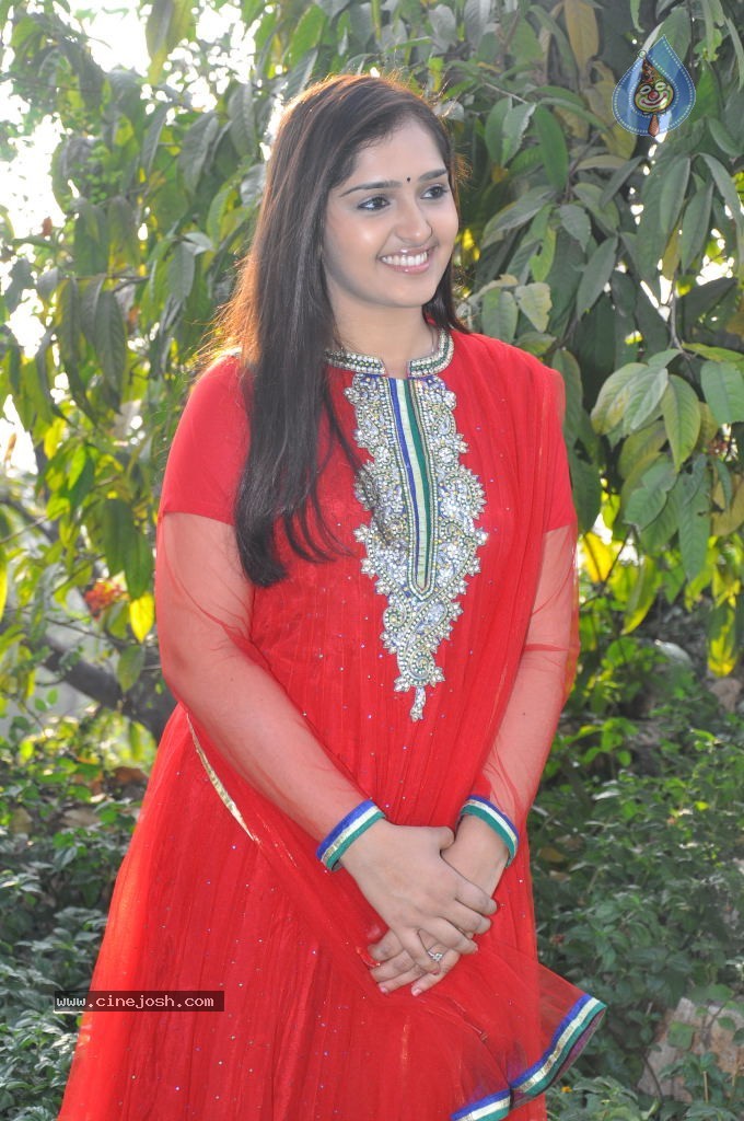 Sanusha Stills - 22 / 28 photos