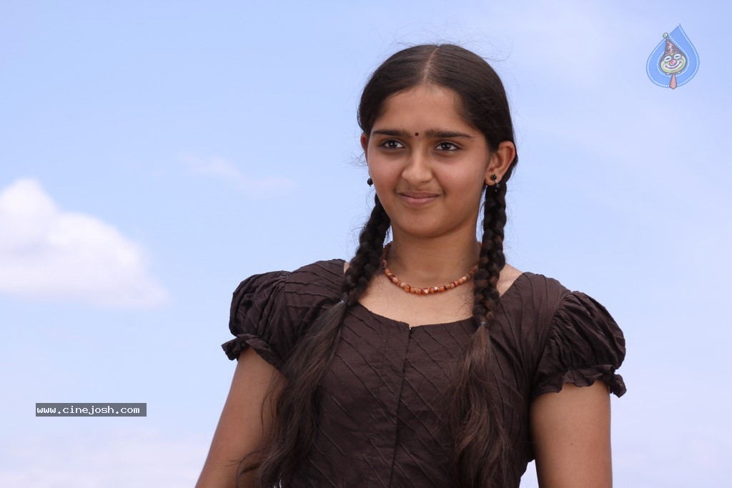 Sanusha Stills - 19 / 26 photos
