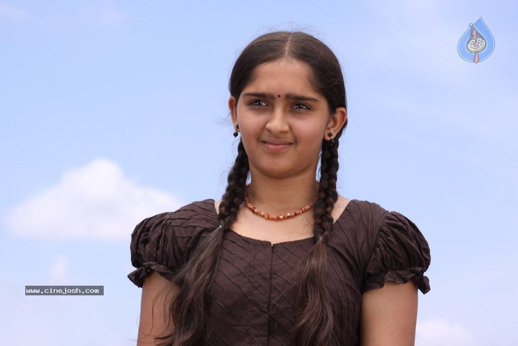 Sanusha Stills - 22 / 26 photos