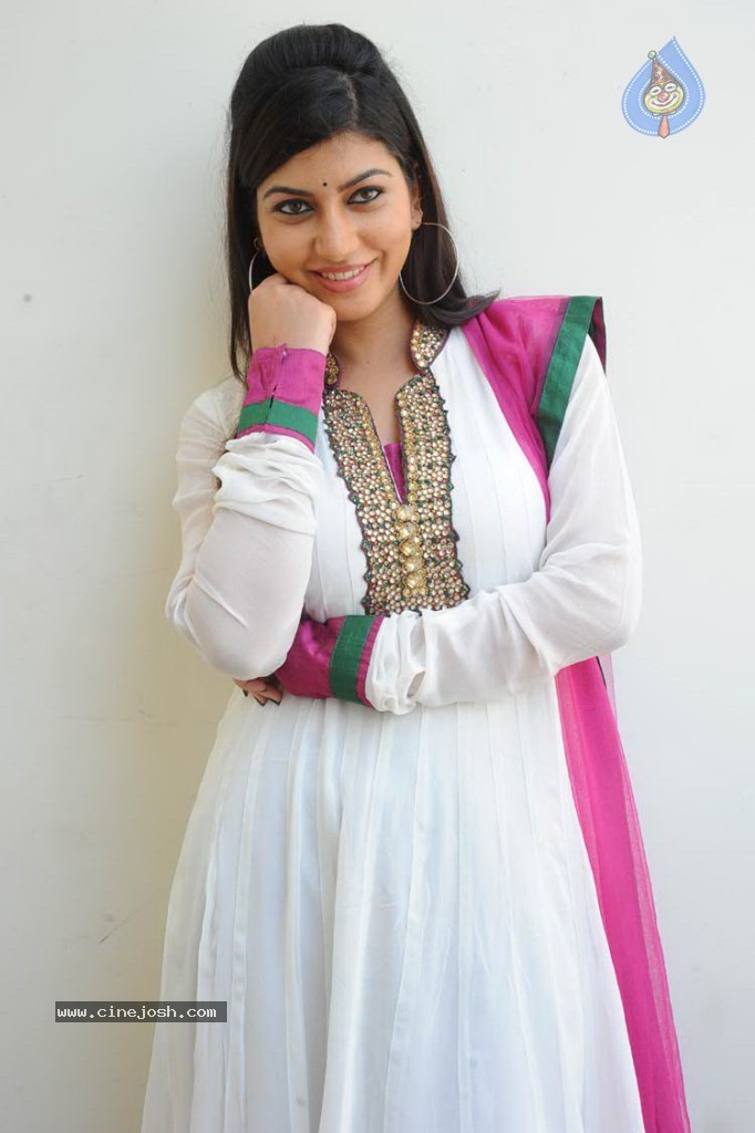 Sarah Sharma New Stills - 8 / 58 photos