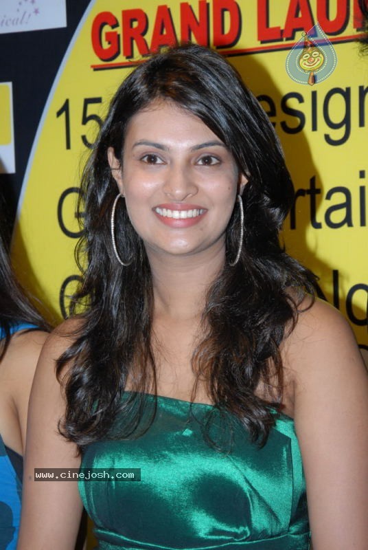 Sayali Bhagat Stllis - 41 / 78 photos