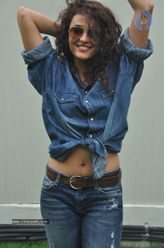 Seerath Kapoor New Pics - 122 / 143 photos