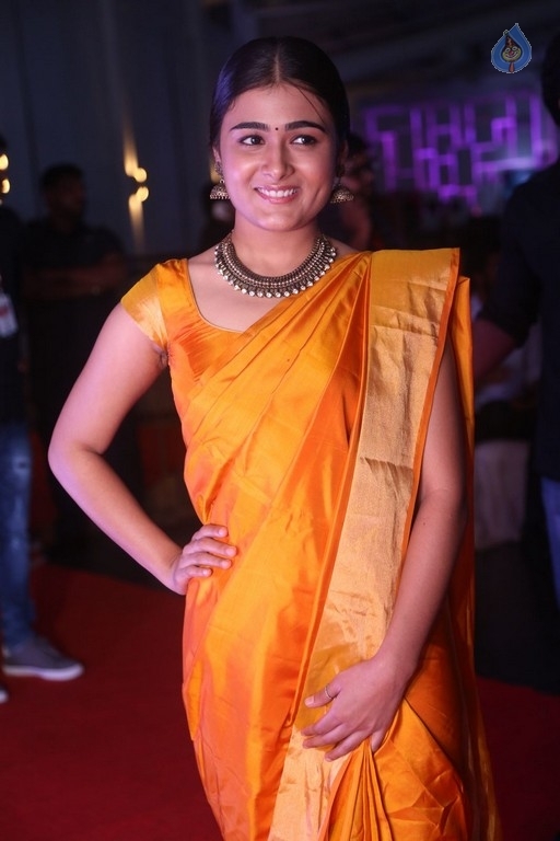 Shalini Pandey Photos - 2 / 20 photos