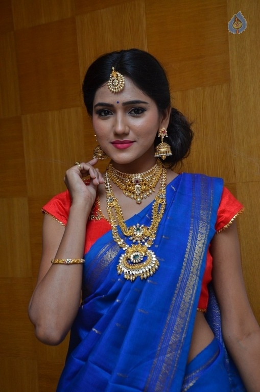 Shalu Chaurasia Latest Gallery - 14 / 21 photos