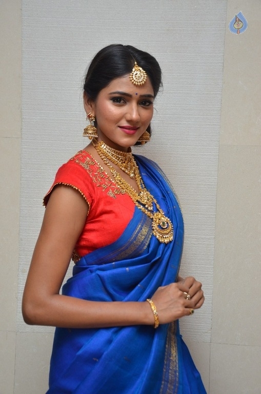 Shalu Chaurasia Latest Gallery - 15 / 21 photos