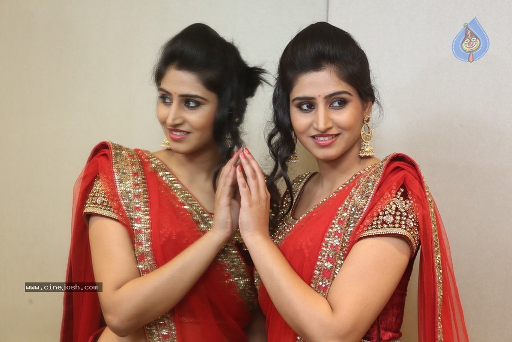 Shamili Gallery - 1 / 131 photos