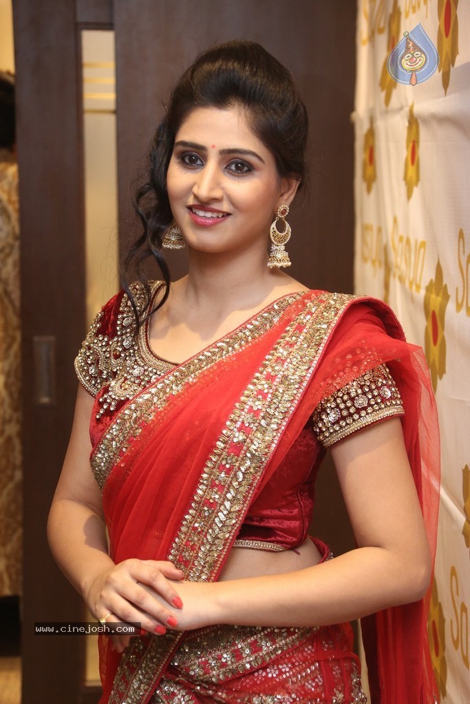 Shamili Gallery - 13 / 131 photos