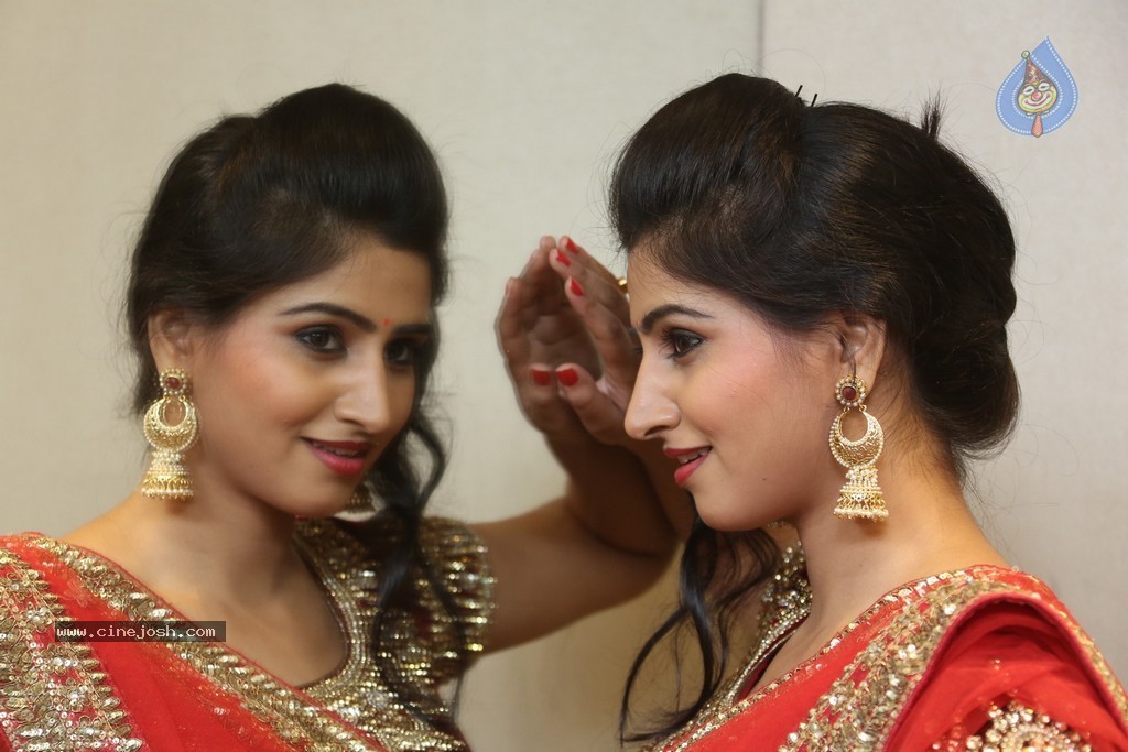 Shamili Gallery - 83 / 131 photos