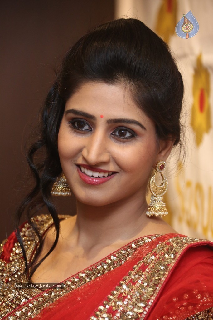 Shamili Gallery - 126 / 131 photos