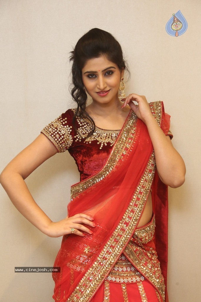 Shamili Gallery - 129 / 131 photos