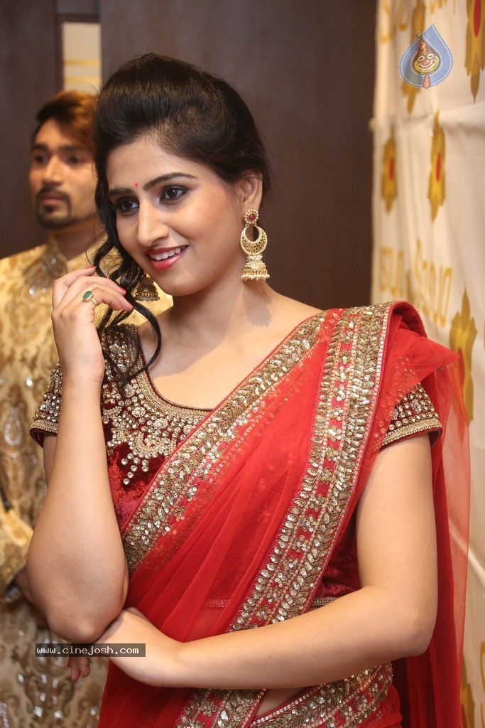 Shamili Gallery - 130 / 131 photos