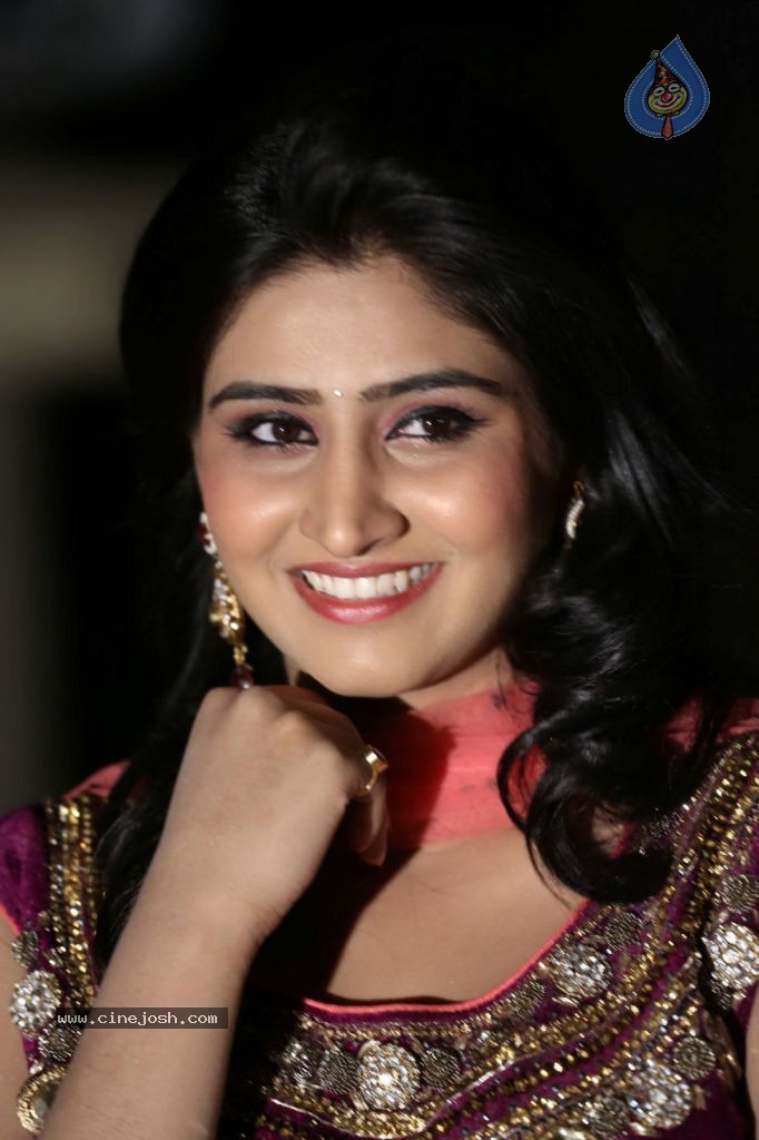 Shamili Gallery - 4 / 63 photos