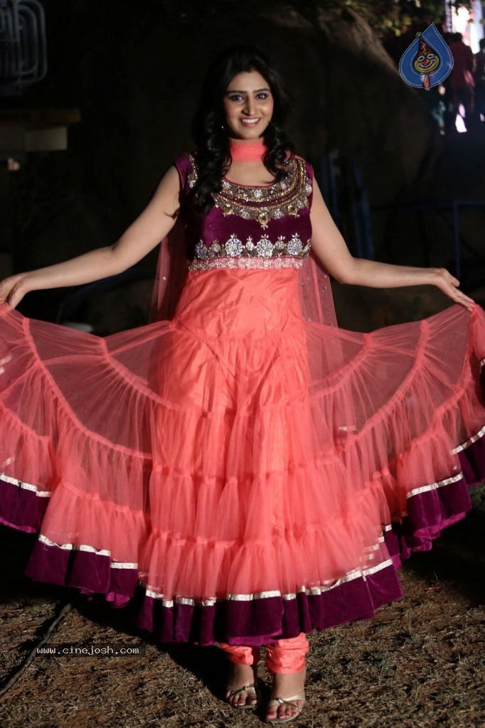 Shamili Gallery - 11 / 63 photos