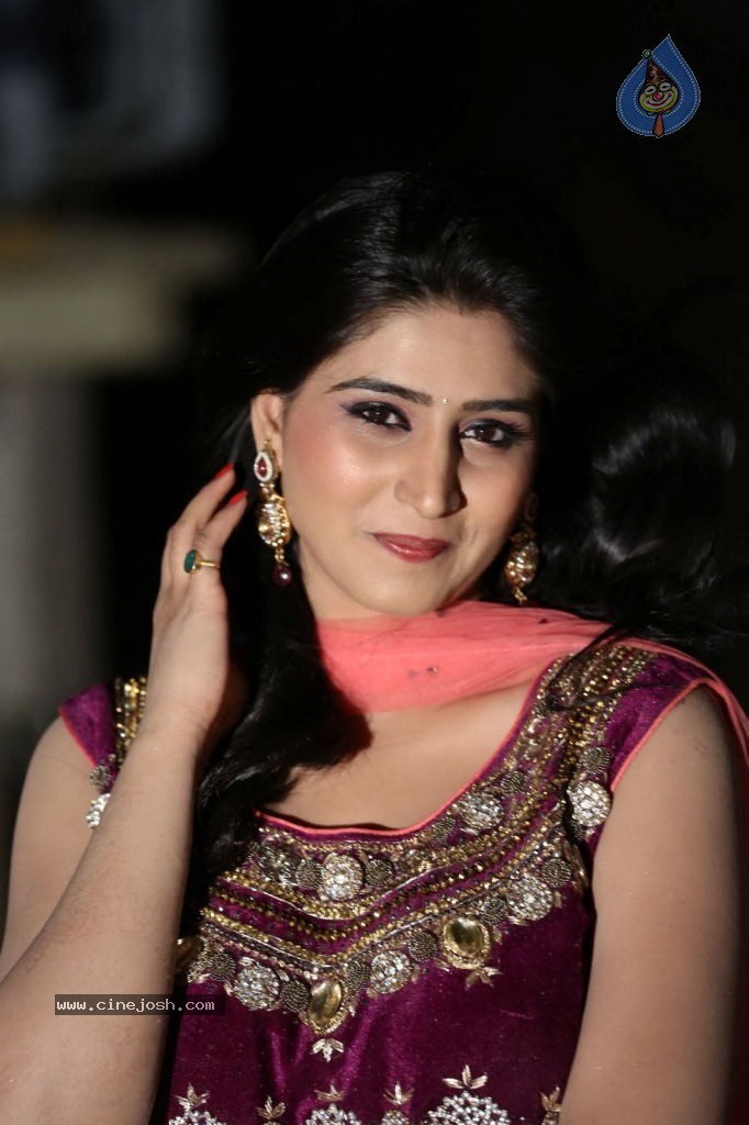 Shamili Gallery - 13 / 63 photos