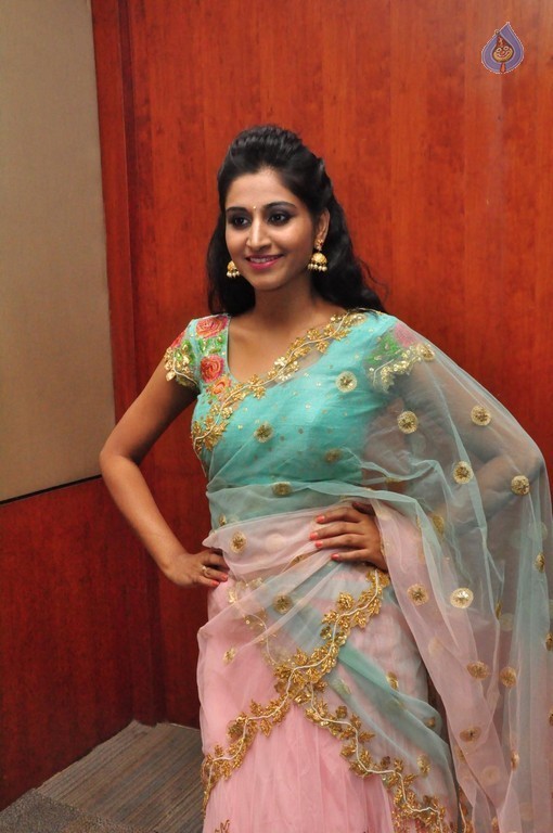 Shamili New Gallery - 12 / 30 photos