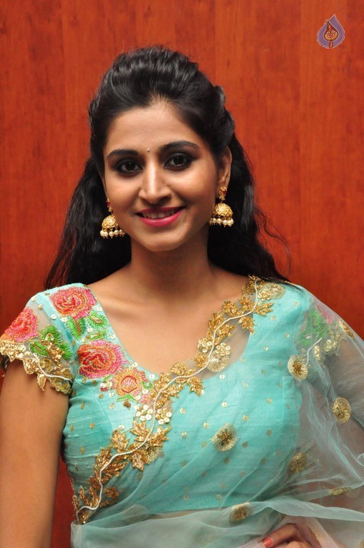 Shamili New Gallery - 30 / 30 photos