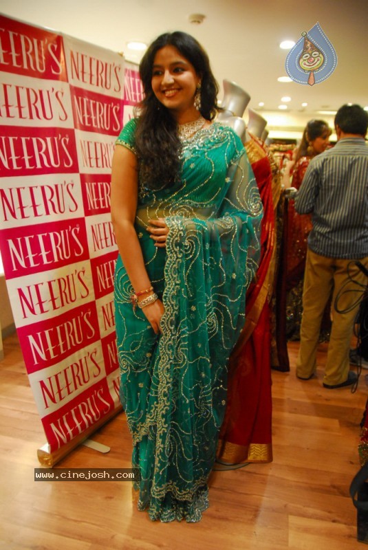 Shanti Rao at Neeru's Shopping Mall - 14 / 52 photos