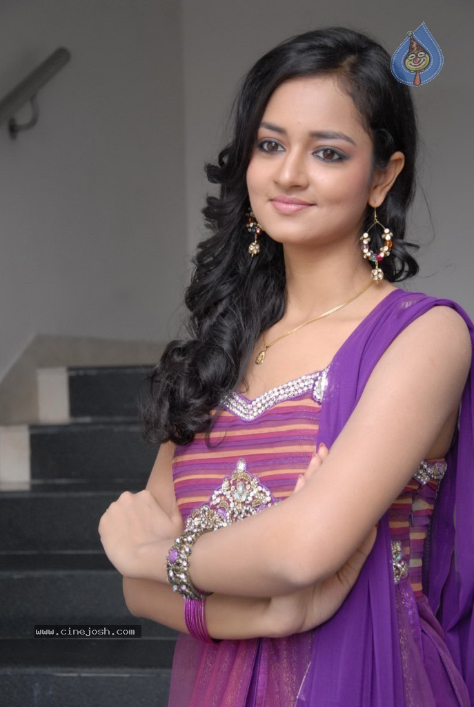 Shanvi Latest Gallery - 8 / 64 photos