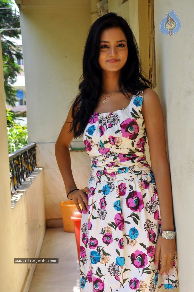 Shanvi New Stills - 54 / 118 photos