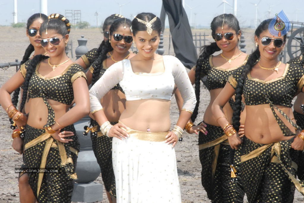 Sharmila Mandre Hot Photos - 46 / 115 photos