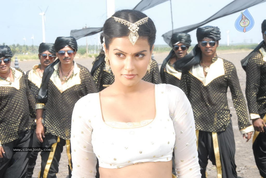 Sharmila Mandre Hot Photos - 51 / 115 photos