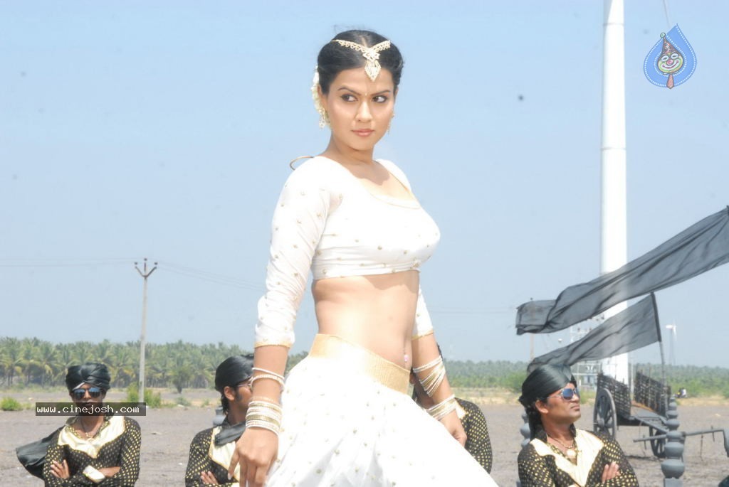 Sharmila Mandre Hot Photos - 70 / 115 photos