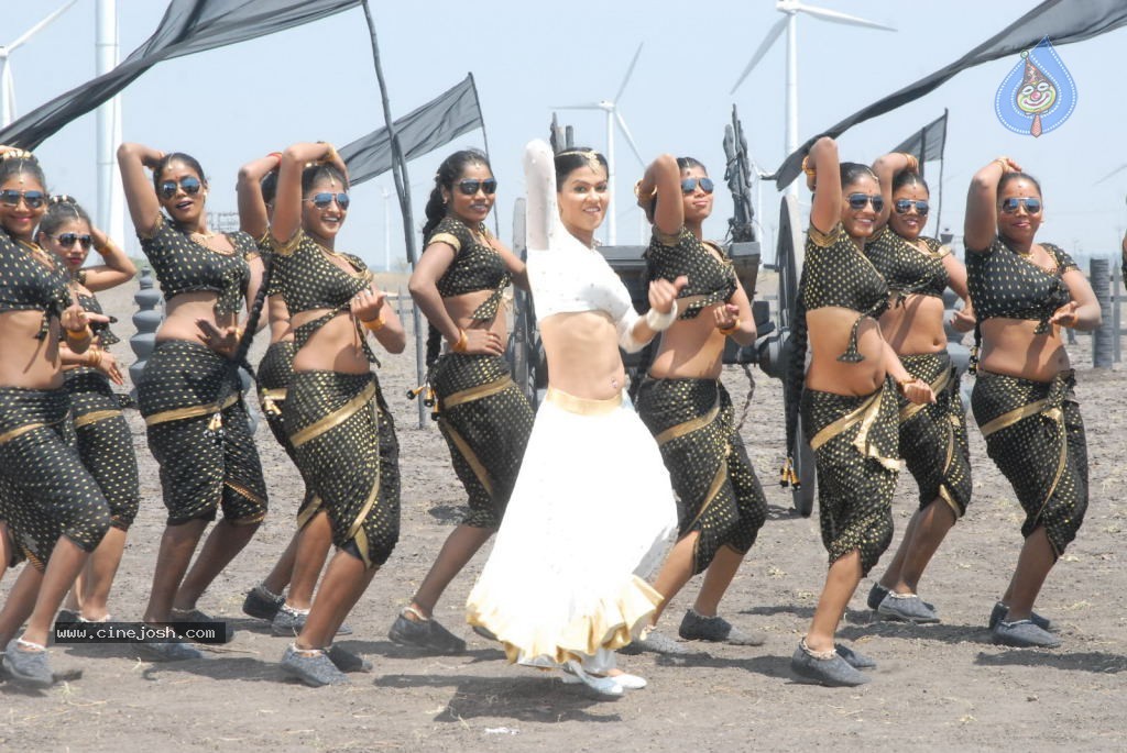 Sharmila Mandre Hot Photos - 75 / 115 photos