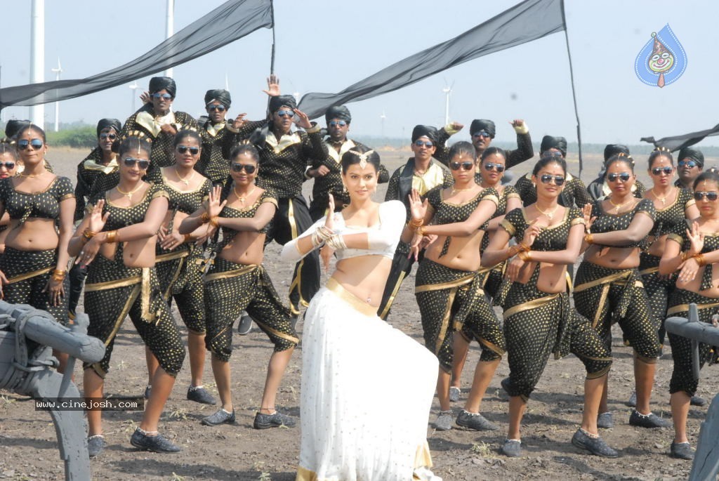 Sharmila Mandre Hot Photos - 96 / 115 photos