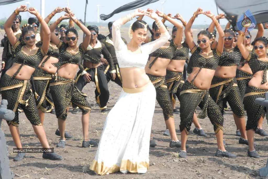 Sharmila Mandre Hot Photos - 102 / 115 photos