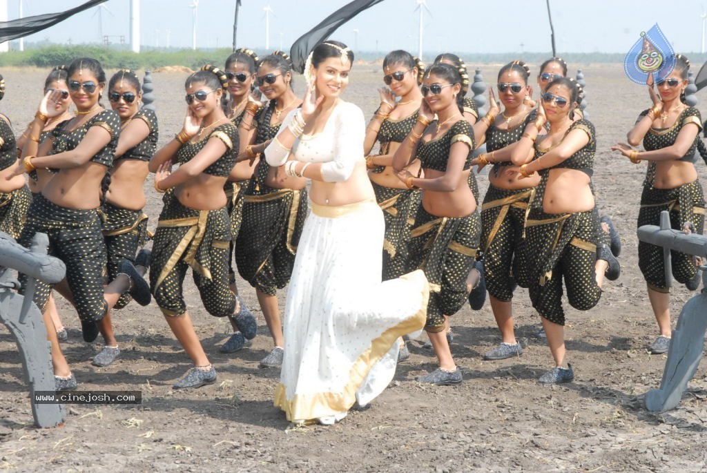 Sharmila Mandre Hot Photos - 105 / 115 photos