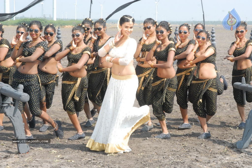 Sharmila Mandre Hot Photos - 112 / 115 photos