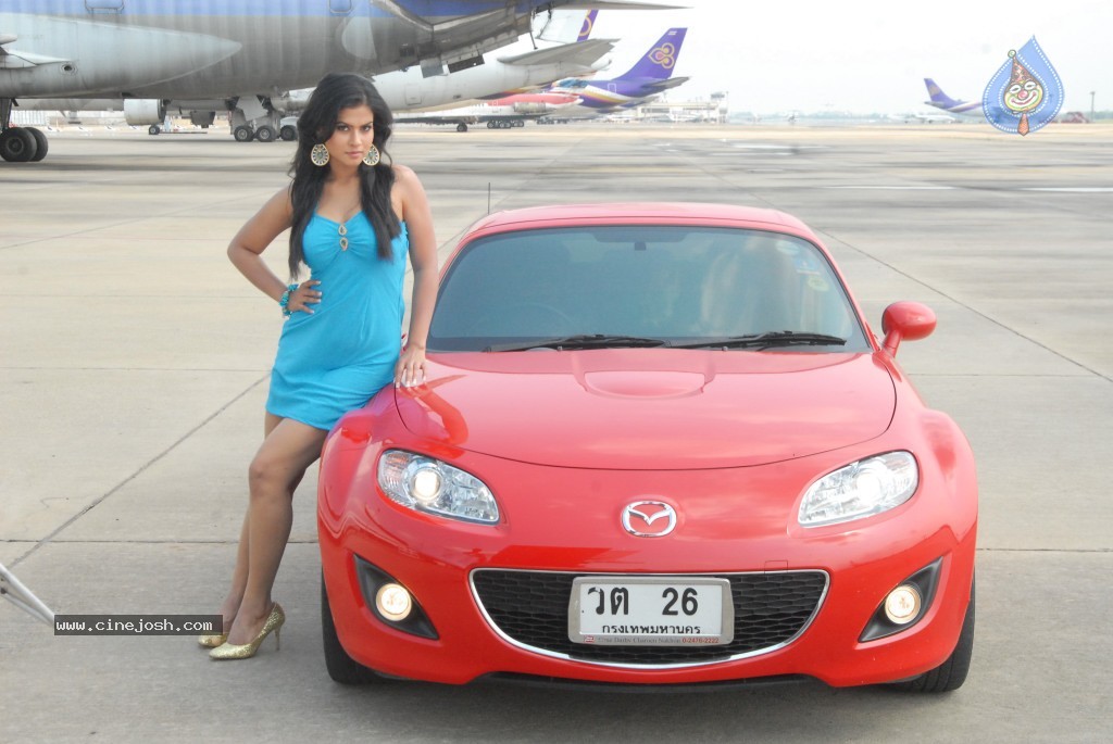 Sharmila Mandre New Hot Stills - 51 / 69 photos