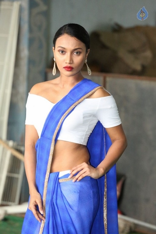 Sharmila New Gallery - 9 / 42 photos