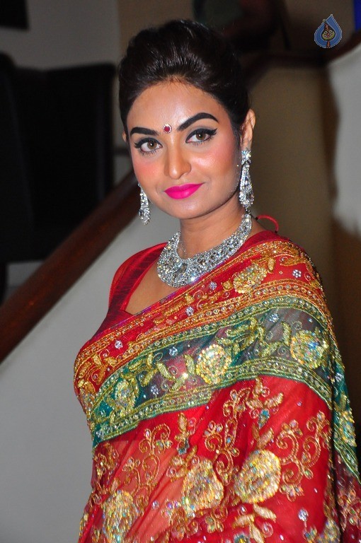 Sharon Fernandes Latest Gallery - 8 / 29 photos