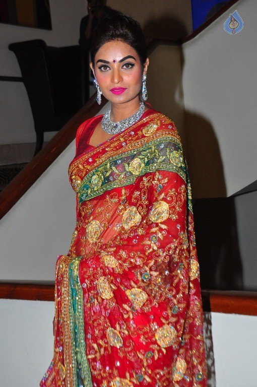 Sharon Fernandes Latest Gallery - 19 / 29 photos