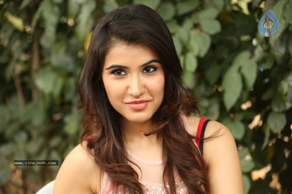 Sheena Bajaj Stills - 39 / 62 photos