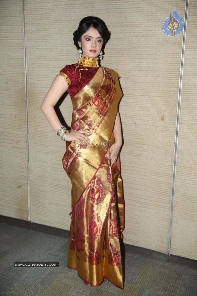 Shefali Sharma Latest Photos - 54 / 61 photos