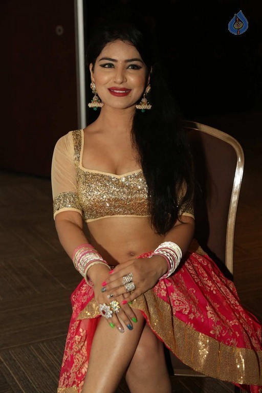 Shikha Malhotra Photos - 17 / 54 photos